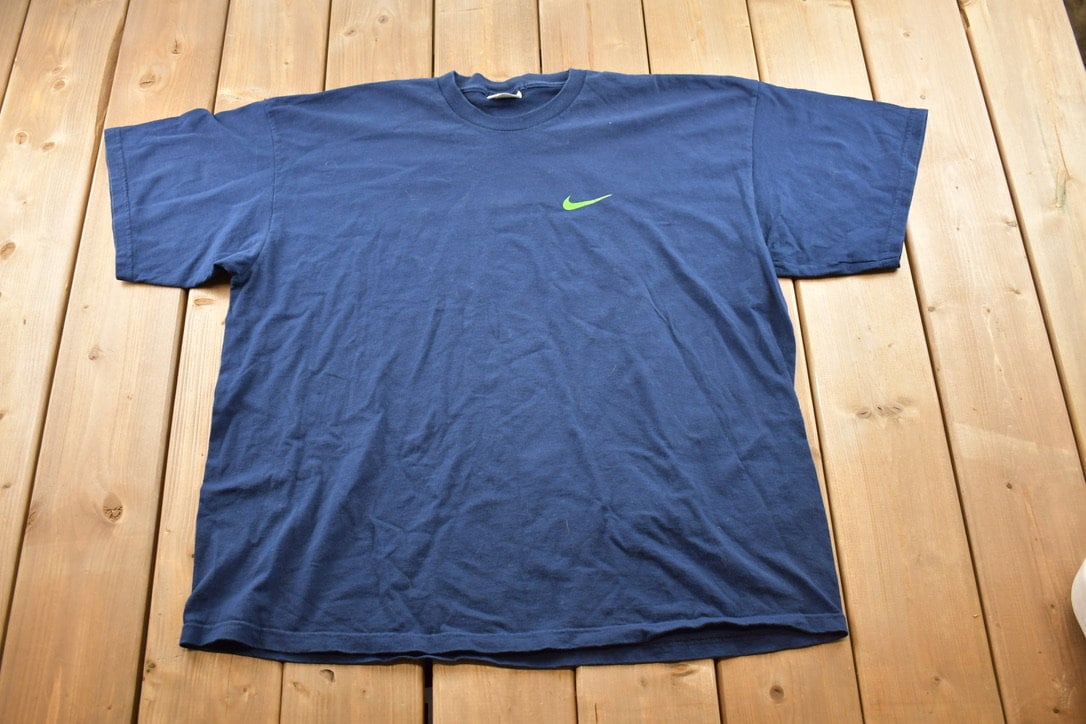 Vintage 1990s Nike Just Do It Graphic T-Shirt