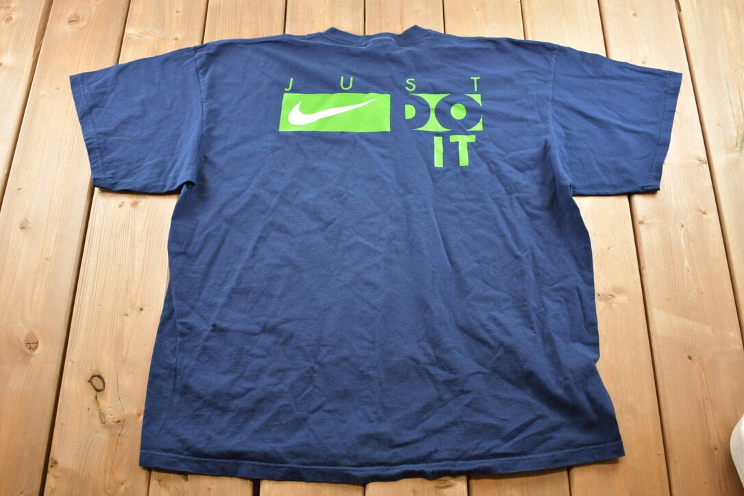 Vintage 1990s Nike Just Do It Graphic T-Shirt