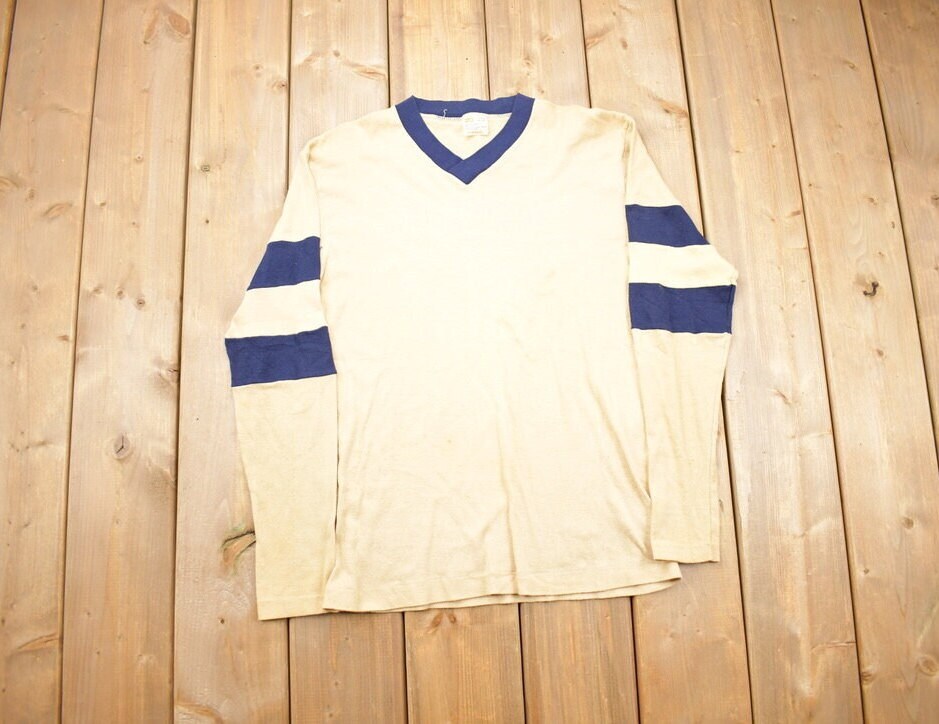 Vintage 1970s Bodywear By Sears V-Neck Sweatshirt