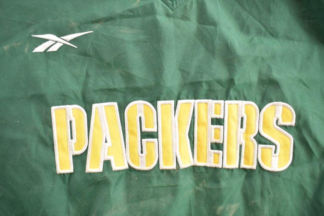 Vintage 1990s NFL Greenbay Packers Starter Pro Line Windbreaker Jacket