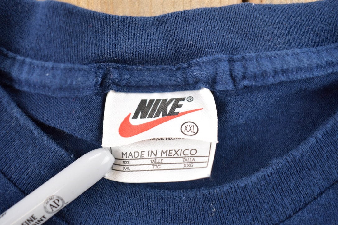 Vintage 1990s Nike Just Do It Graphic T-Shirt