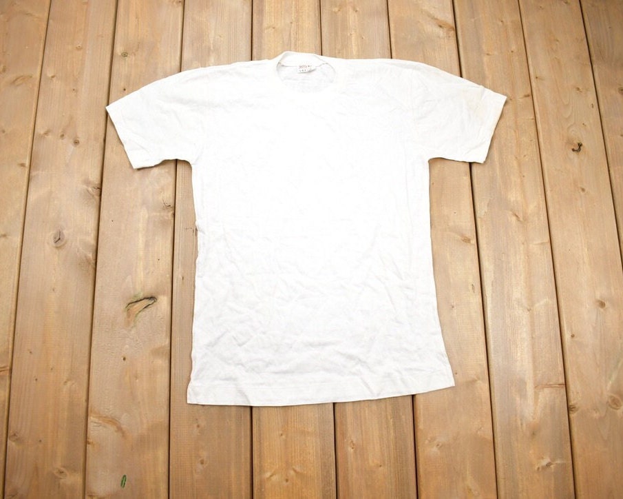 Vintage 1980s Golden Anchor Rough Plain White T-Shirt