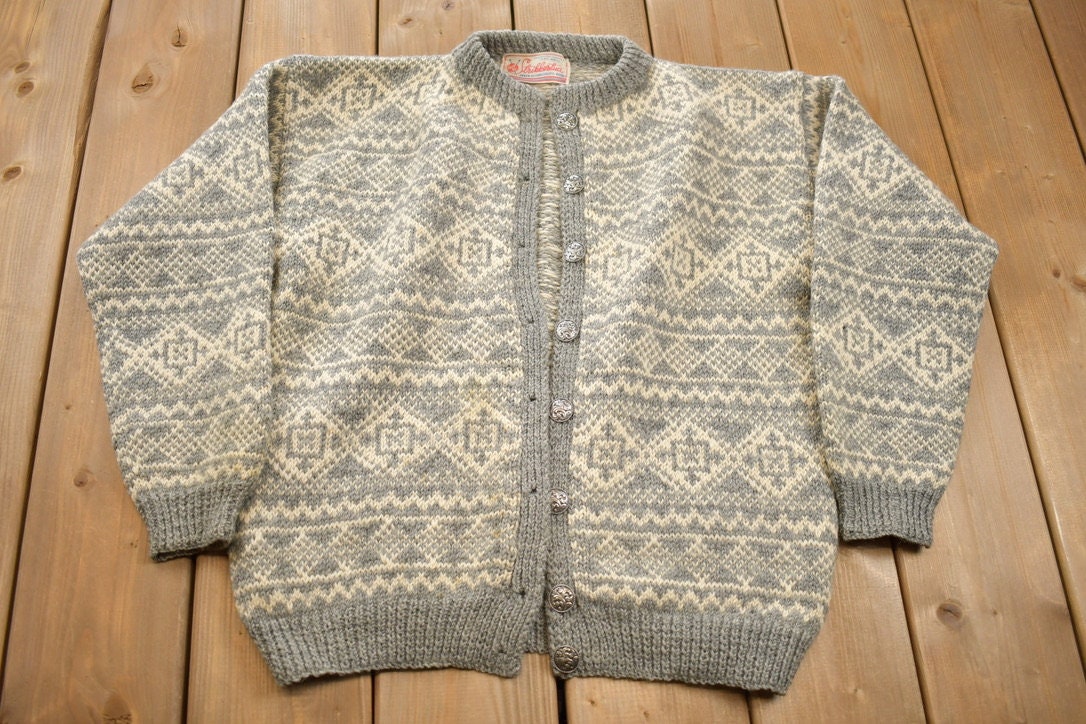 Vintage 1970s 100% Wool Knit Cardigan Sweater