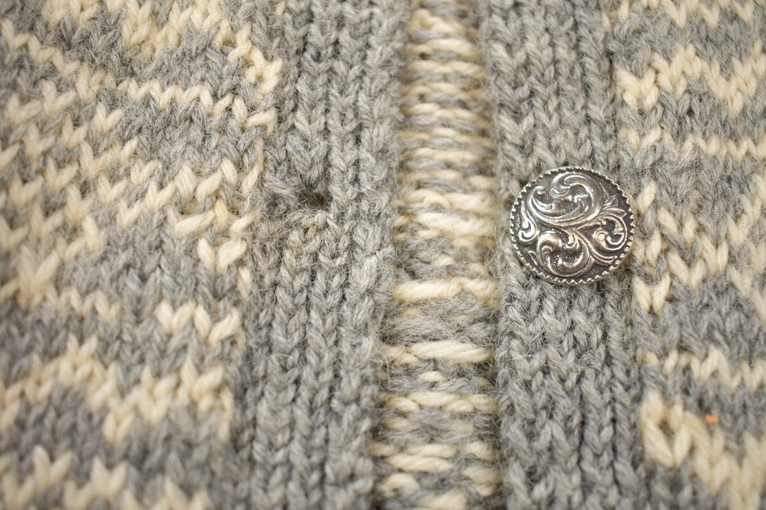 Vintage 1970s 100% Wool Knit Cardigan Sweater