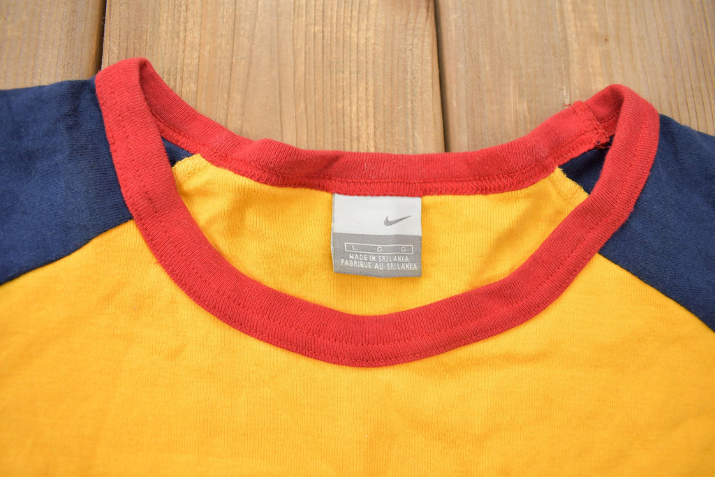 Vintage Y2K Nike Swoosh Graphic T-Shirt