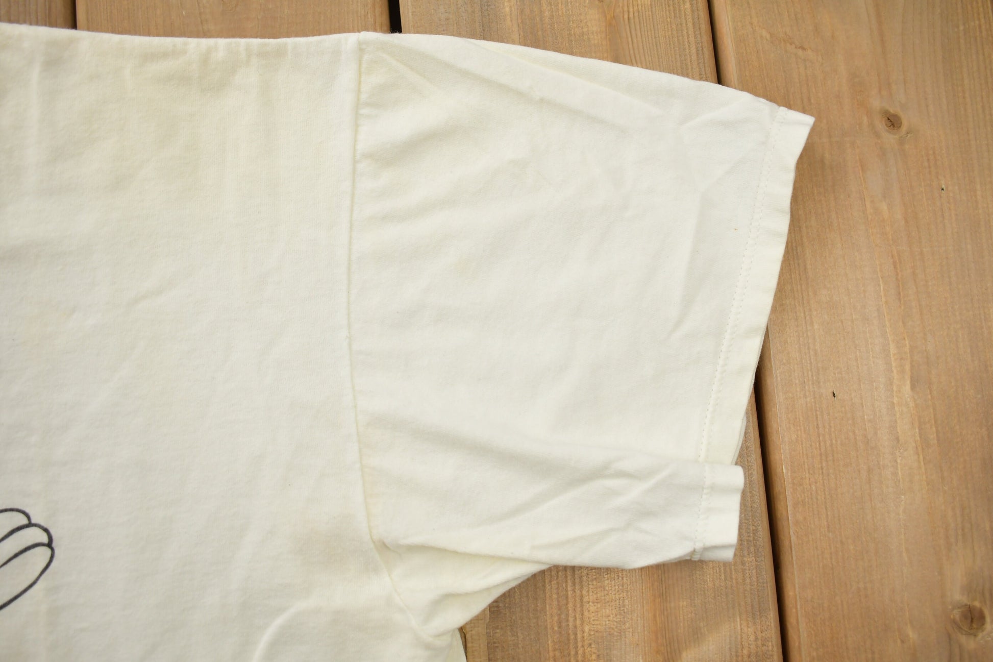 Vintage 1980s Disney MGM Studios Mickey Mouse Graphic T-Shirt