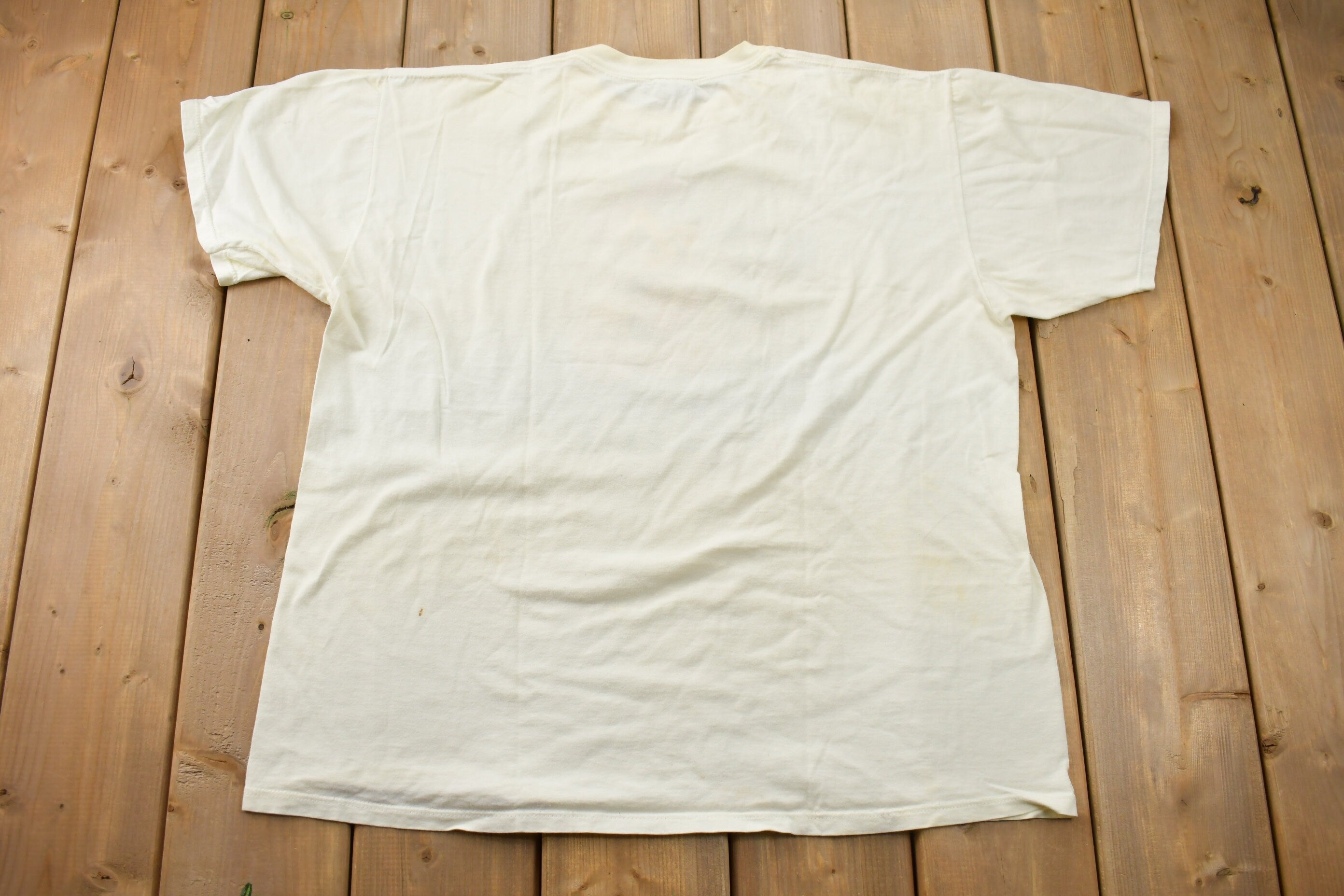 Vintage 1980s Disney MGM Studios Mickey Mouse Graphic T-Shirt