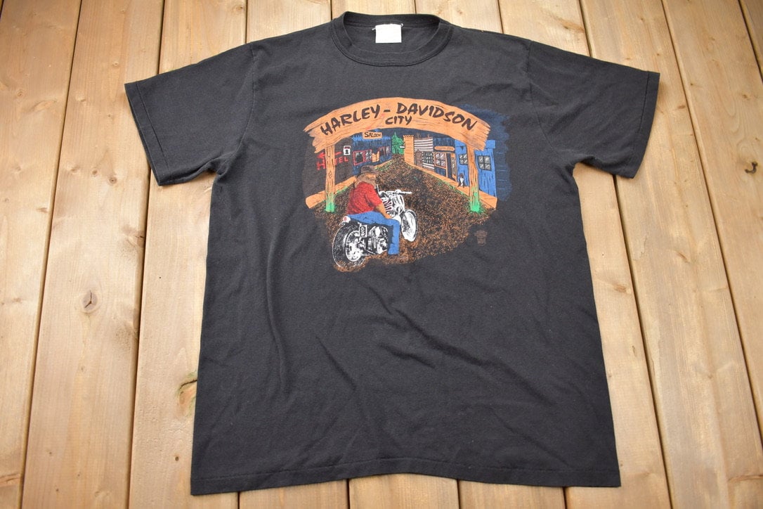 Vintage 1990s Harley Davidson Chatham Head NB Canada T-Shirt / Made In Canada / Biker Tee / Souvenir T Shirt / Vintage Harley