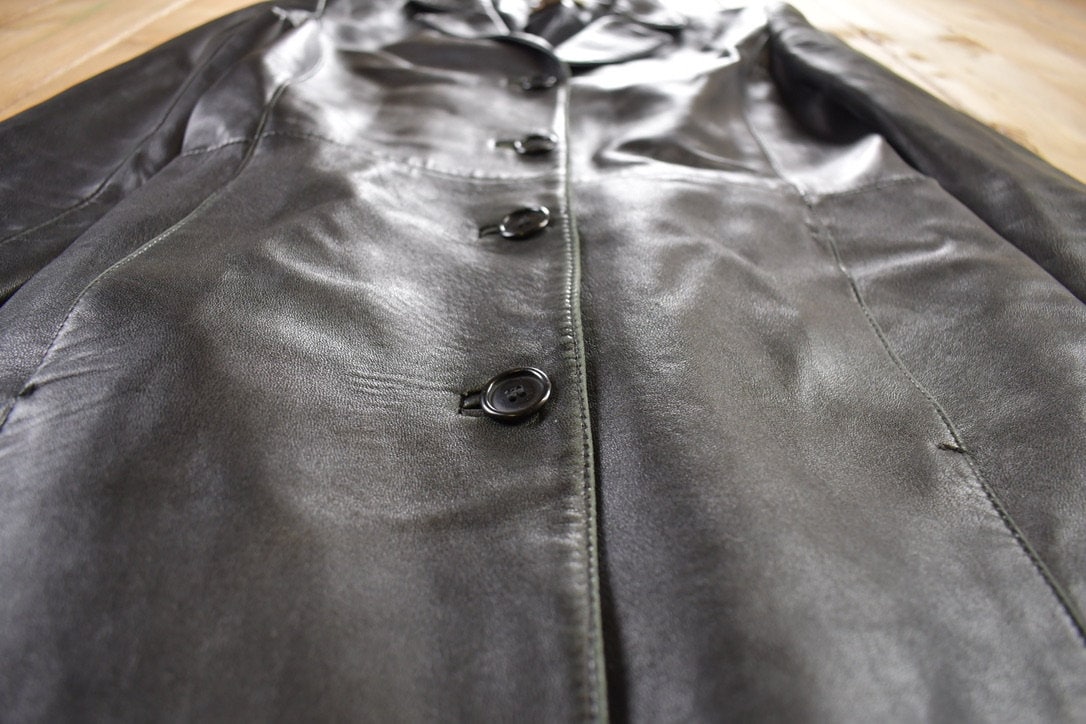 Vintage 1990s Danier Leather Jacket / Fall Outerwear / Leather Coat / Winter Outerwear / Streetwear Fashion / Suede Jacket