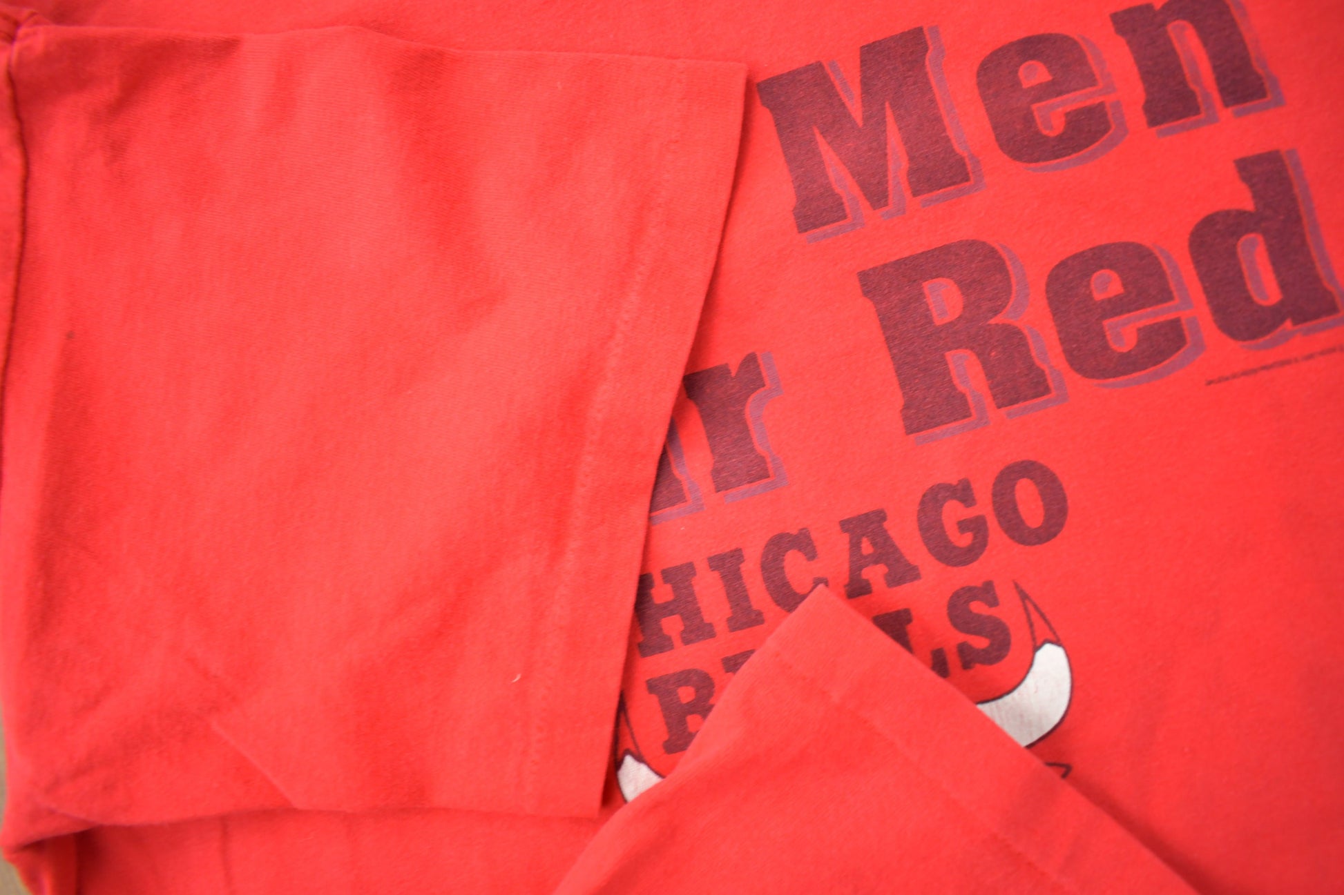 Vintage 1994 Chicago Bulls NBA Real Men Wear Red Graphic T-Shirt