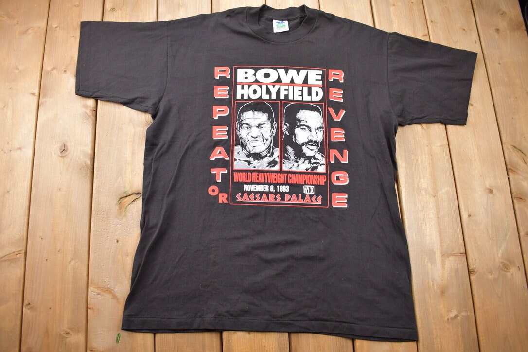 Vintage 1993 Bowe Vs Holyfield World Heavyweight Championship Graphic T-Shirt / Streetwear / Single Stitch / Made In USA / 90s Graphic Tee