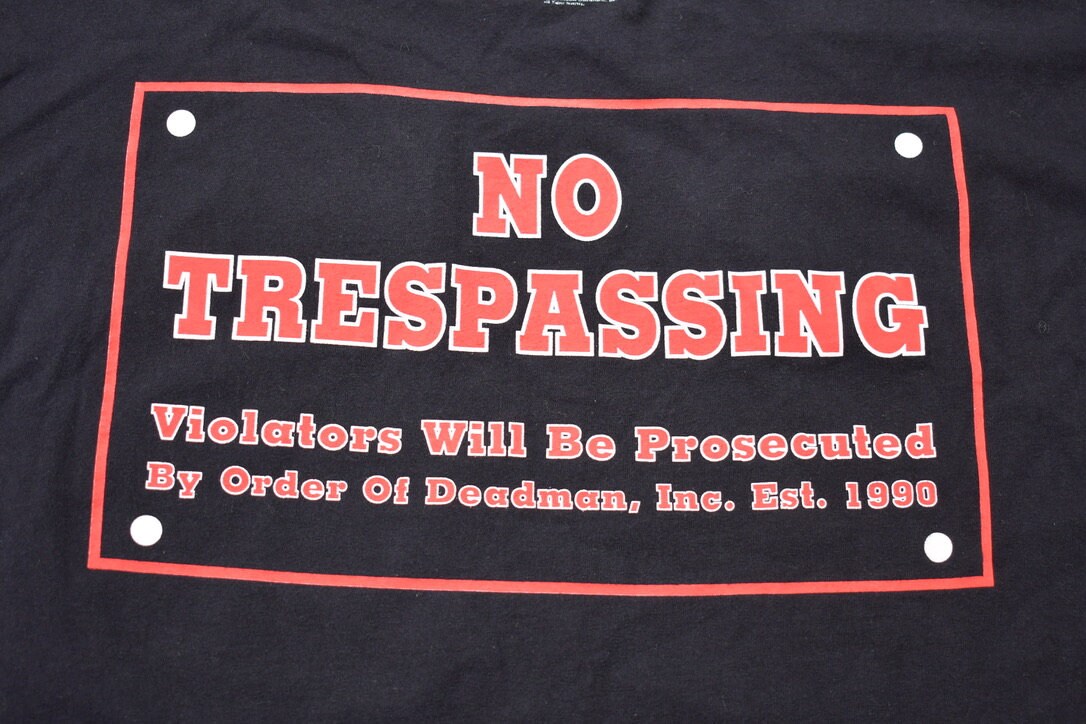 Vintage 2001 Undertaker Its My Yard Wrestling T-Shirt / No Trespassing By Order Of Deadman / Y2K Streetwear / Vintage Wrestling Tee