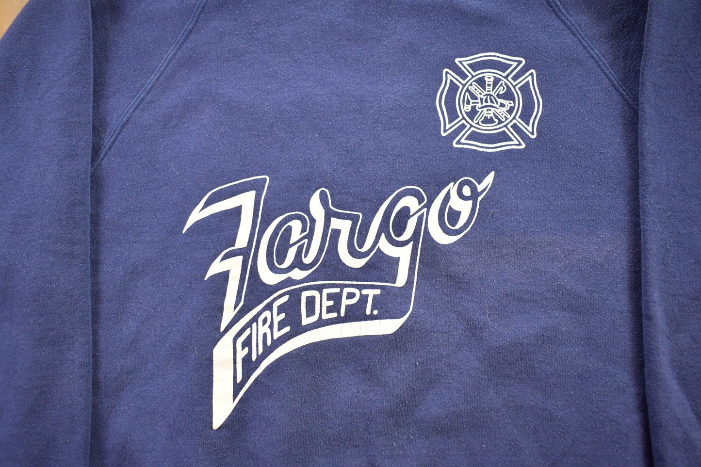 Vintage 1990s Fargo Fire Dept. Crewneck Sweatshirt / 90s Crewneck / Souvenir Sweater / Made in USA / Travel And Vacation