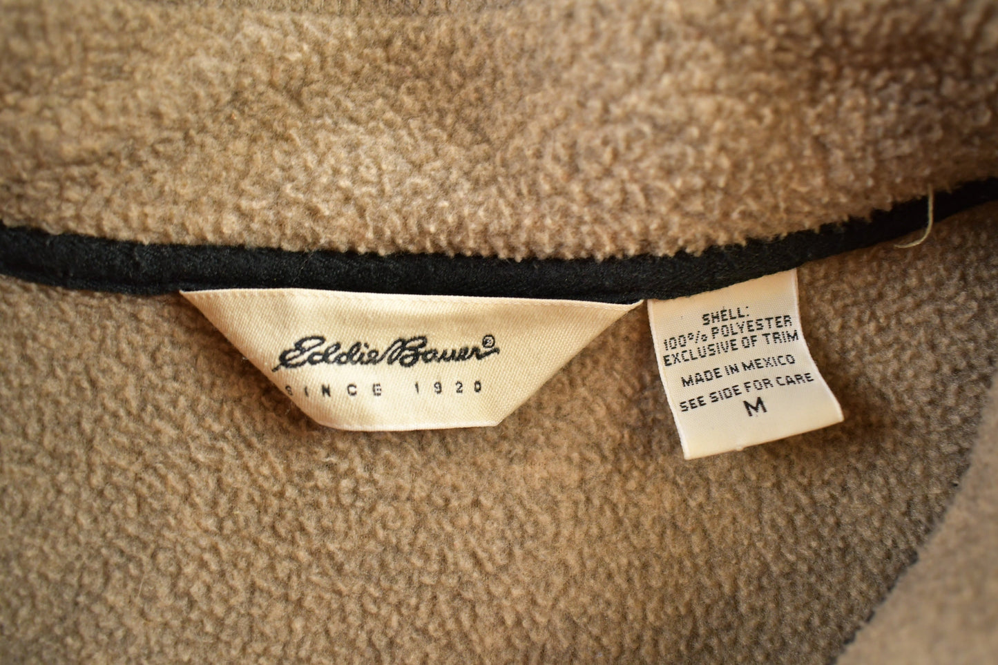 Vintage 1990s Eddie Bauer Fleece / Streetwear / Light Jacket / Vintage Windbreaker / Vintage Eddie Bauer / 90s Eddie Bauer / Warm and Cozy