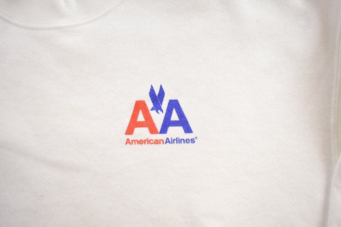 Vintage 1990s American Airlines White Crewneck Sweatshirt / 90s Crewneck / Vintage Blank / Essential / Made in USA / Fruit of The Loom