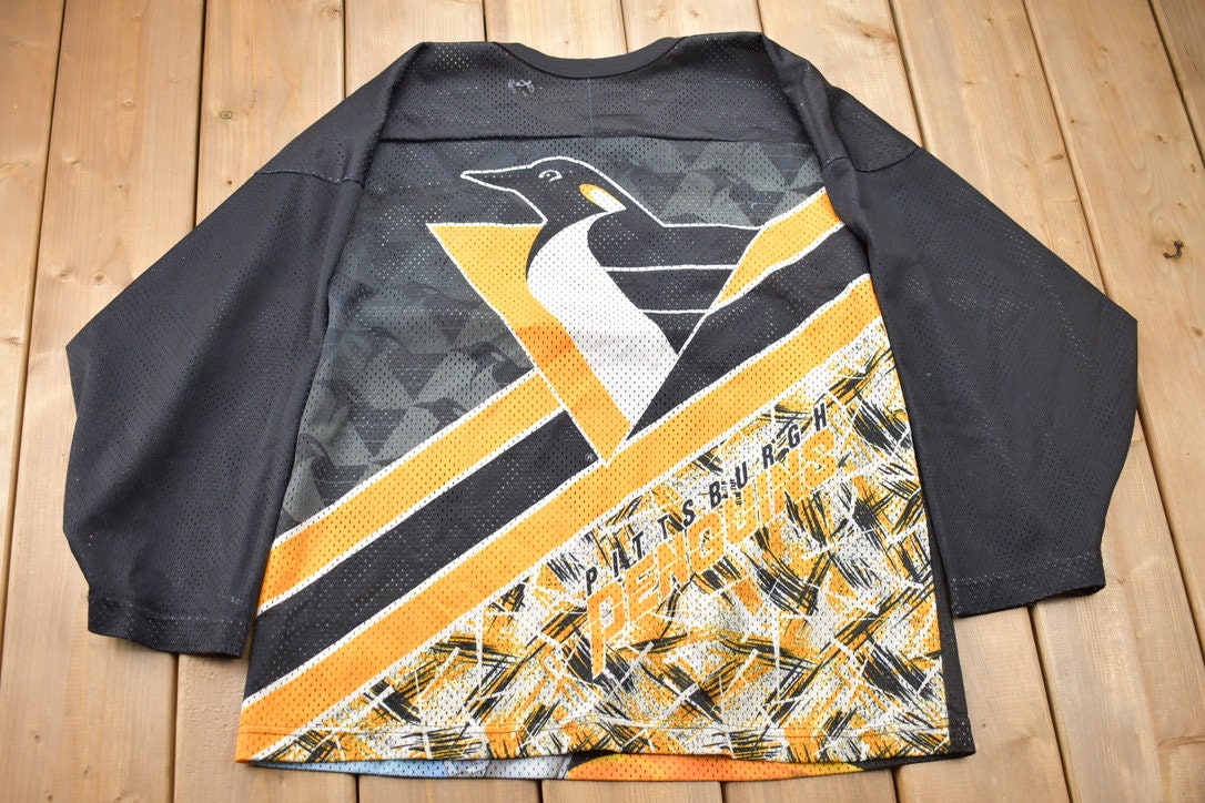 Vintage 1990s Pittsburgh Penguins NHL CCM Hockey Jersey /All Over Print / Pittsburgh Penguins / Sportswear / Made In USA