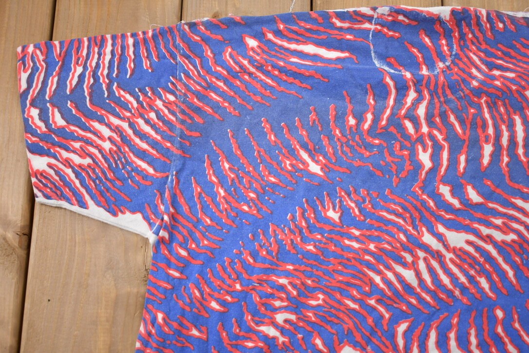 Vintage 1993 Montreal Expos MLB All Over Print Novel Teez Graphic T Shirt 1990s MLB Single Stitch