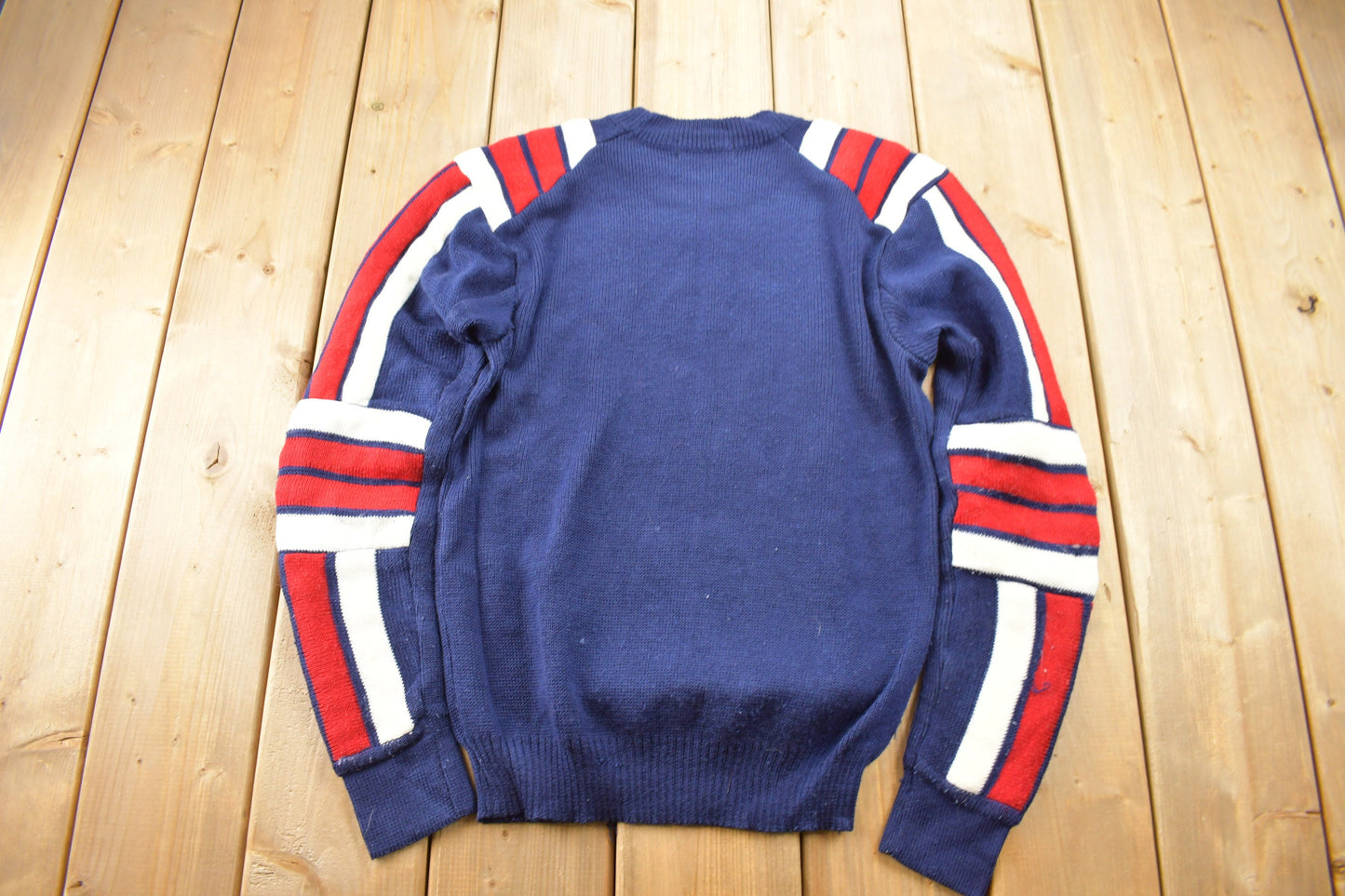 Vintage 1990s Fila Knit Crewneck Sweatshirt / 90s Crewneck / Streetwear / Embroidered