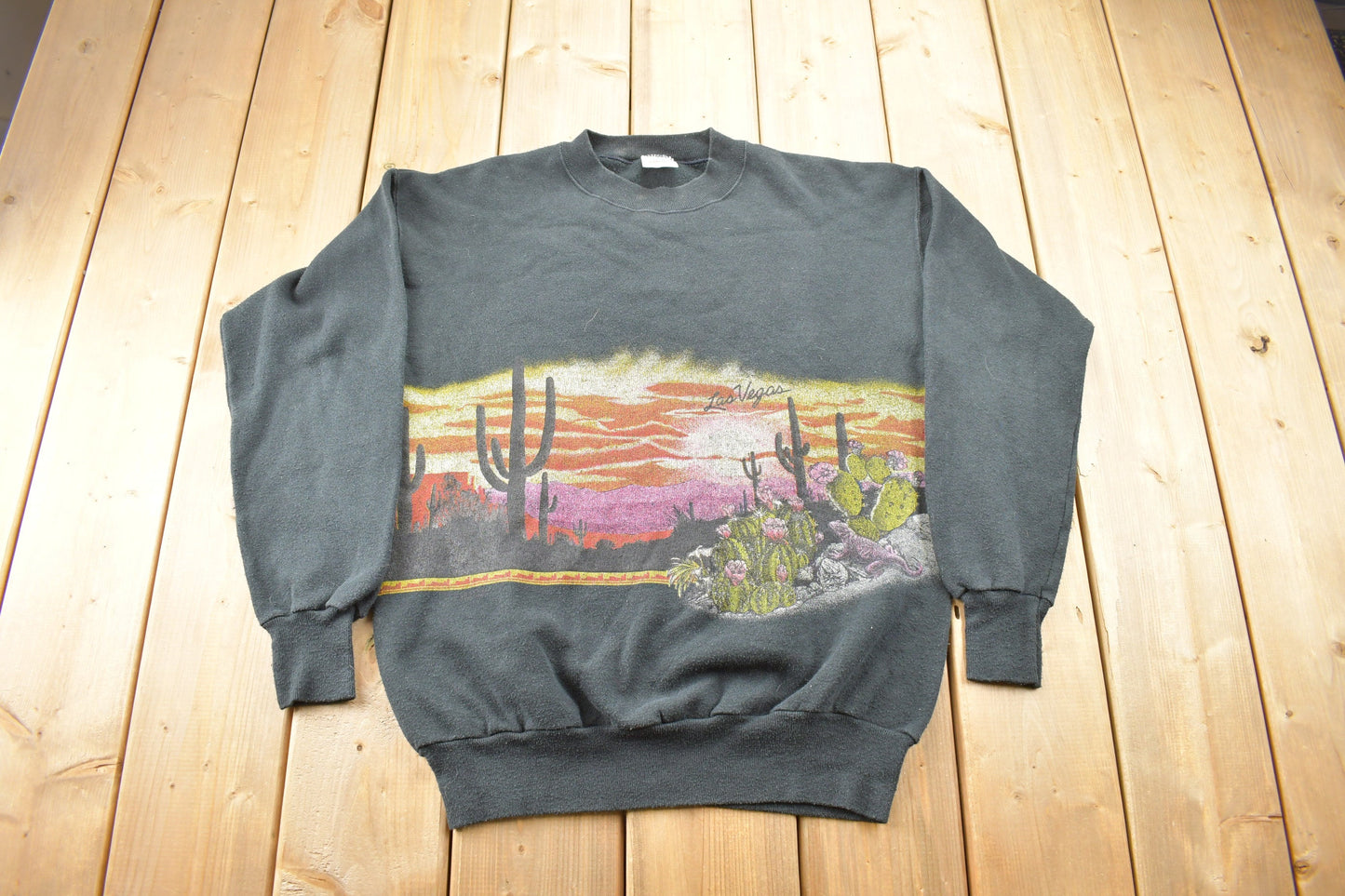 Vintage 1990s Las Vegas Desert Theme Crewneck Sweatshirt / 90s Crewneck / Souvenir Sweater / Made In USA / Travel And Vacation