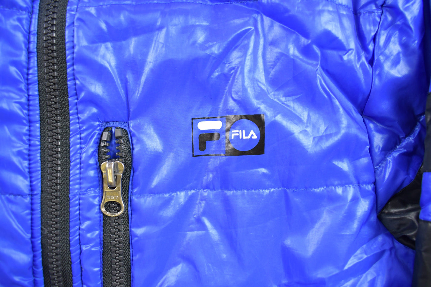 Vintage 1980s Fila Puffer Jacket / Light Fila Jacket / Vintage Bubble Jacket / Winter / Streetwear / 80s Fila / Full Zip Puffer