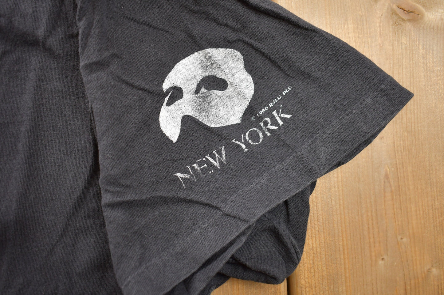 Vintage 1986 The Phantom Of The Opera New York Graphic T-Shirt / Graphic / 80s / Streetwear / Retro Style / Single Stitch / Made In USA