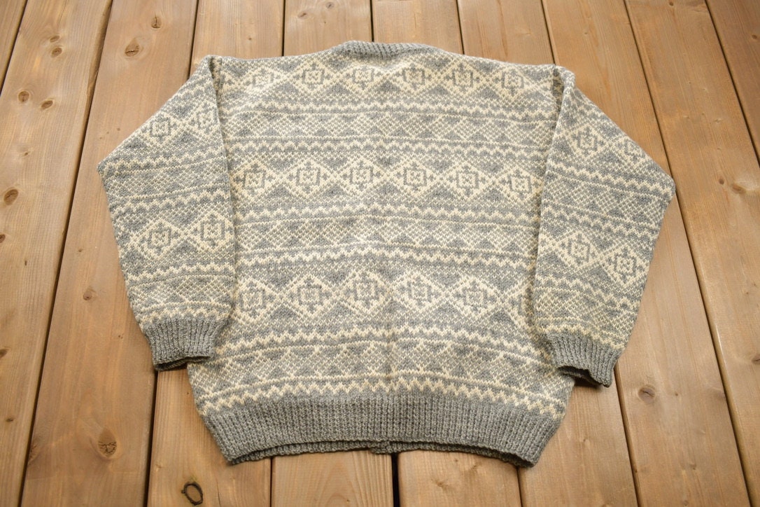 Vintage 1970s 100% Wool Knit Cardigan Sweater
