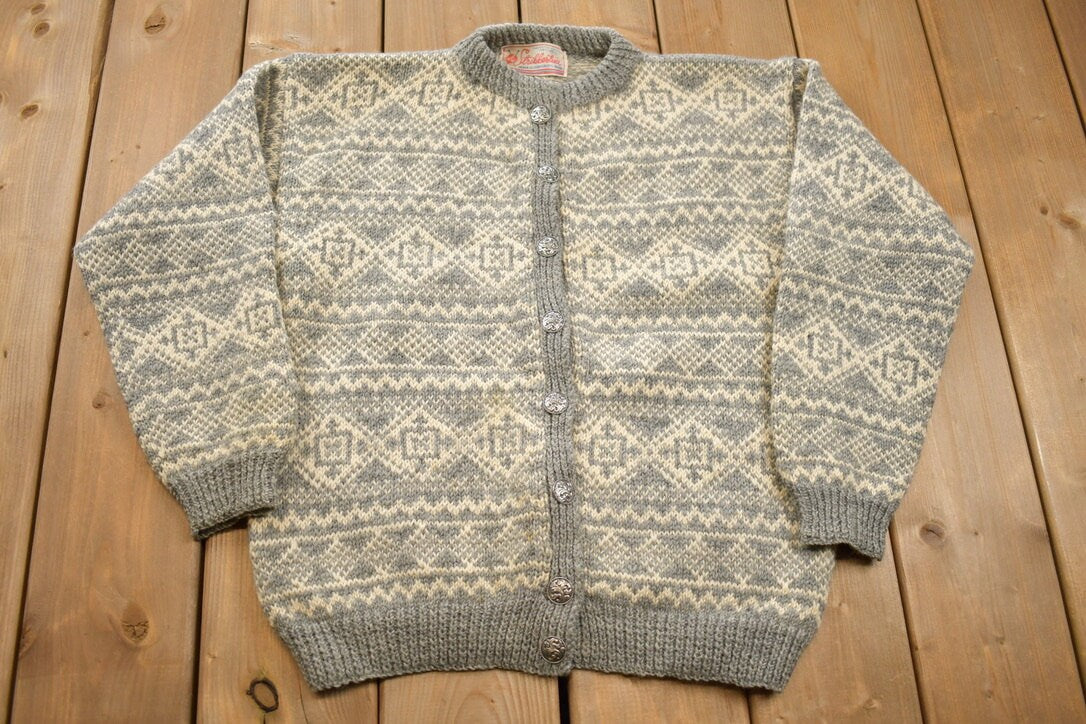 Vintage 1970s 100% Wool Knit Cardigan Sweater