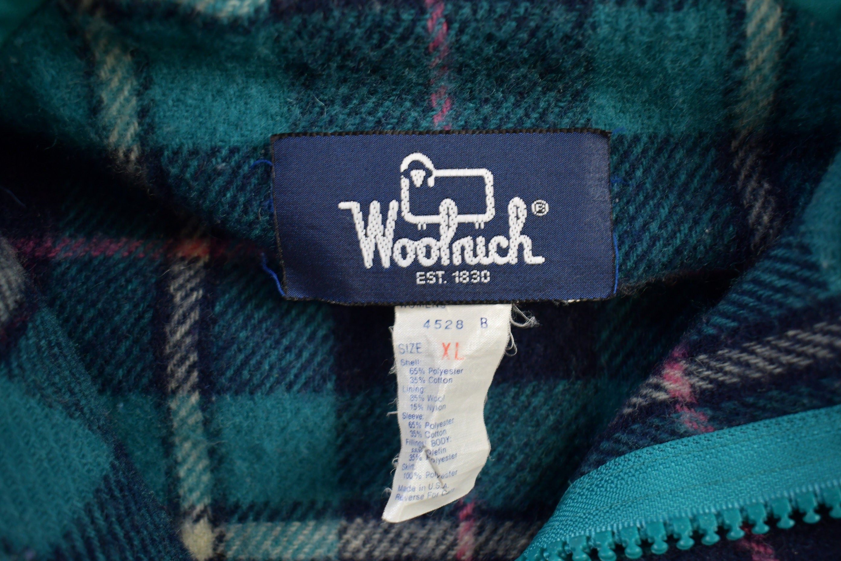 Vintage 1980s Woolrich Puffer Plaid Ski Jacket
