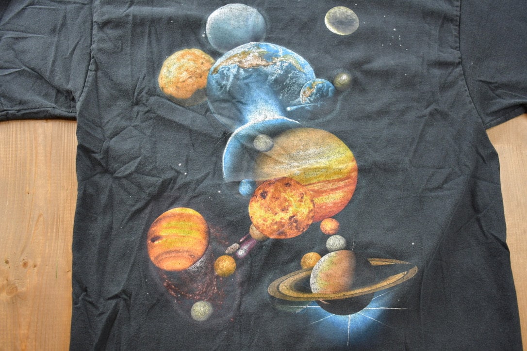 Vintage Y2K Solar System Graphic T Shirt / Y2K / Streetwear Fashion / Vintage Graphic Tee / NASA Shirt