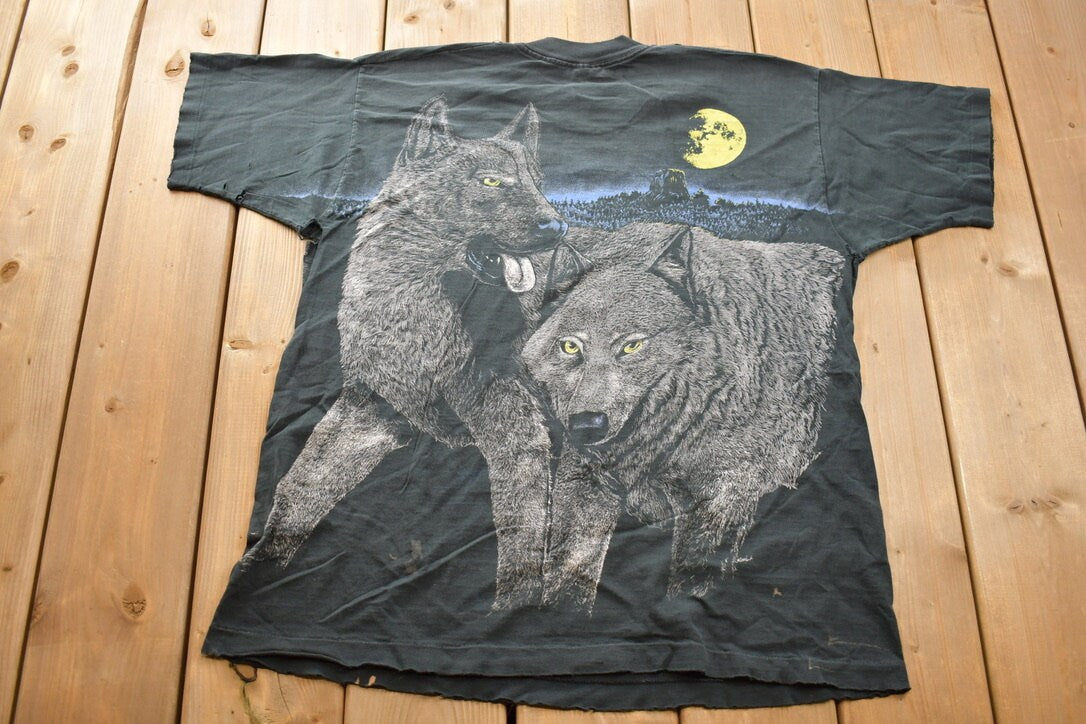 Vintage 1990s Wolf Theme All Over Print Graphic T-Shirt / Made In USA / Art Unlimited / Streetwear / Nature / Outdoorsman / Distressed