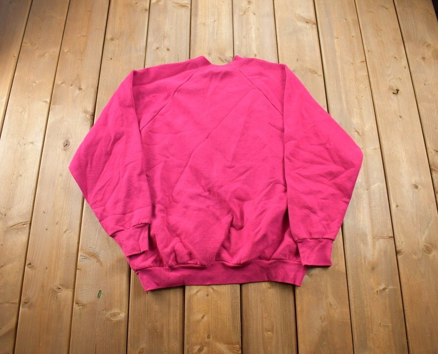 Vintage 1990s Pink Blank Fruit Of The Loom Crewneck Sweatshirt / 90s Crewneck / Essential / Streetwear / 90s Blank