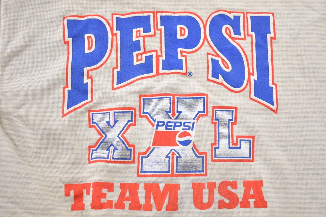 Vintage 1990s Pepsi Team USA Crewneck Sweatshirt / 90s Crewneck / Brand Logo Vintage Sweatshirt / Soda Pop Print / Made in USA / Jerzees