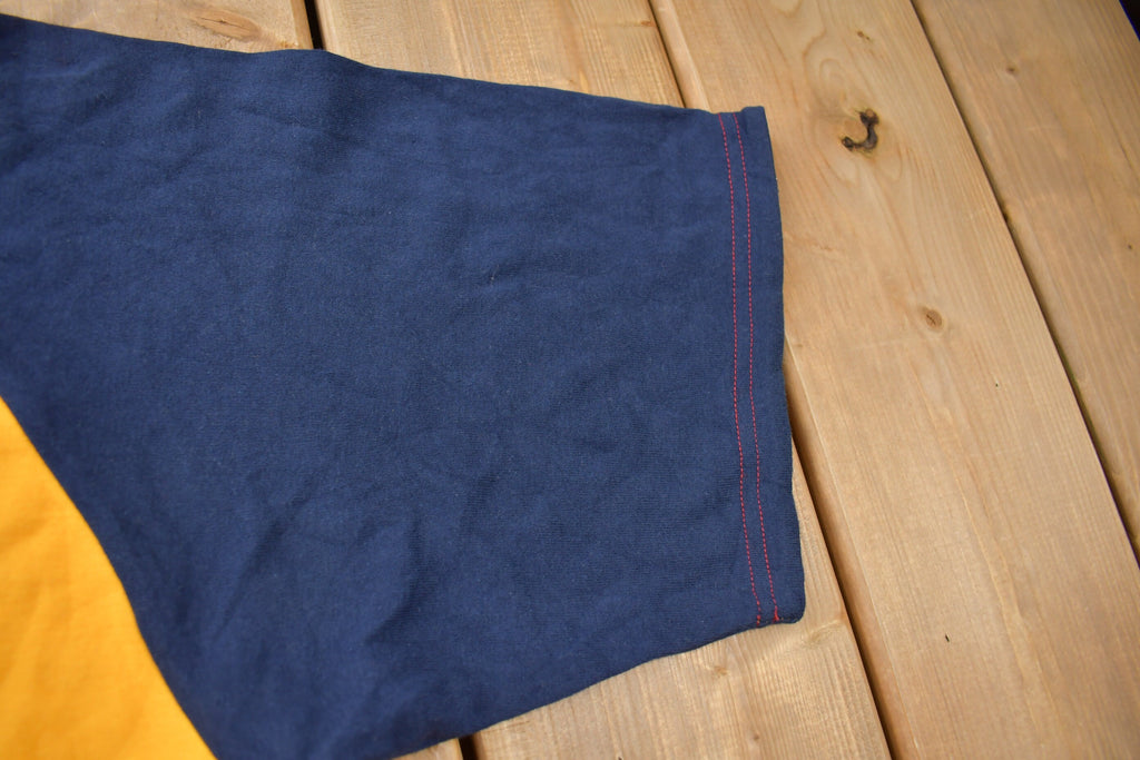 Vintage Y2K Nike Swoosh Graphic T-Shirt