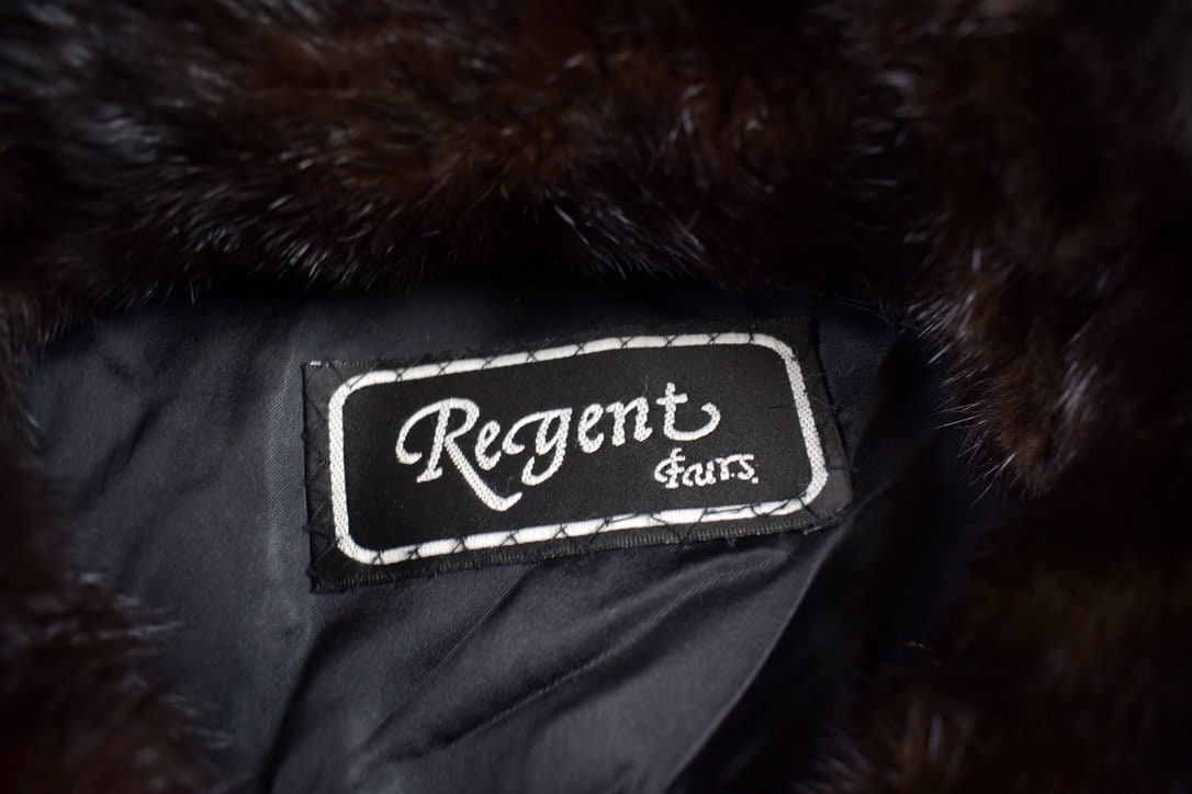 Vintage 1980s Regent Fur Coat / Winter Outerwear / Streetwear / Full Length / Warm and Cozy / True Vintage / Dark Fur