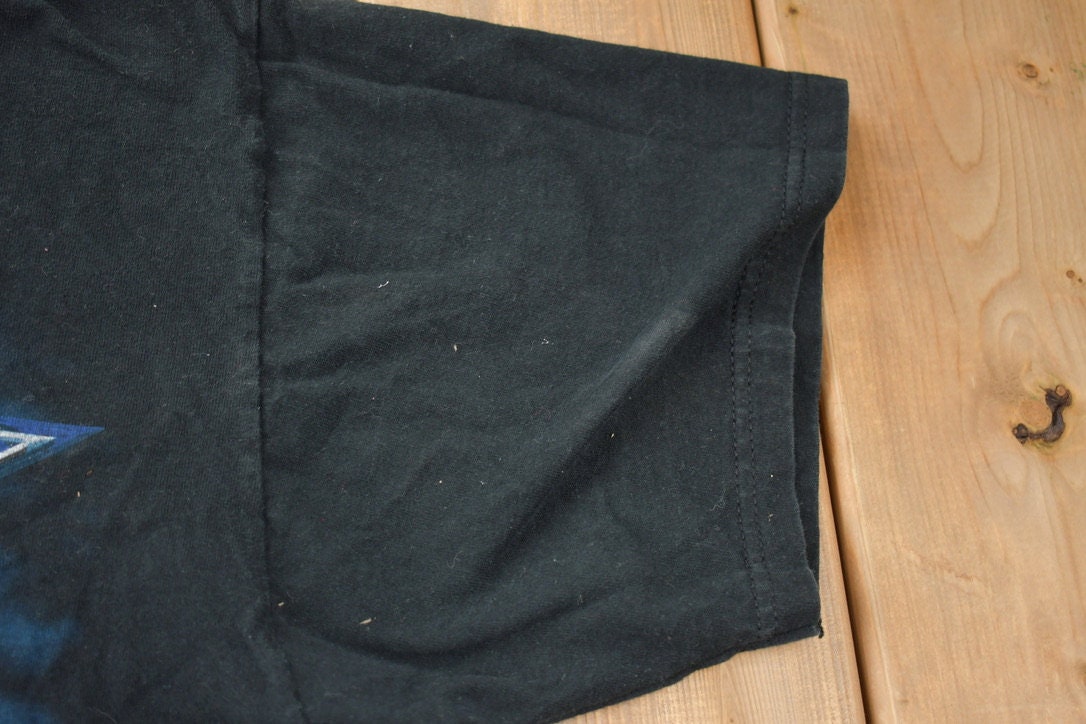 Vintage 1990s Dallas Cowboys Liquid Blue Graphic T-Shirt