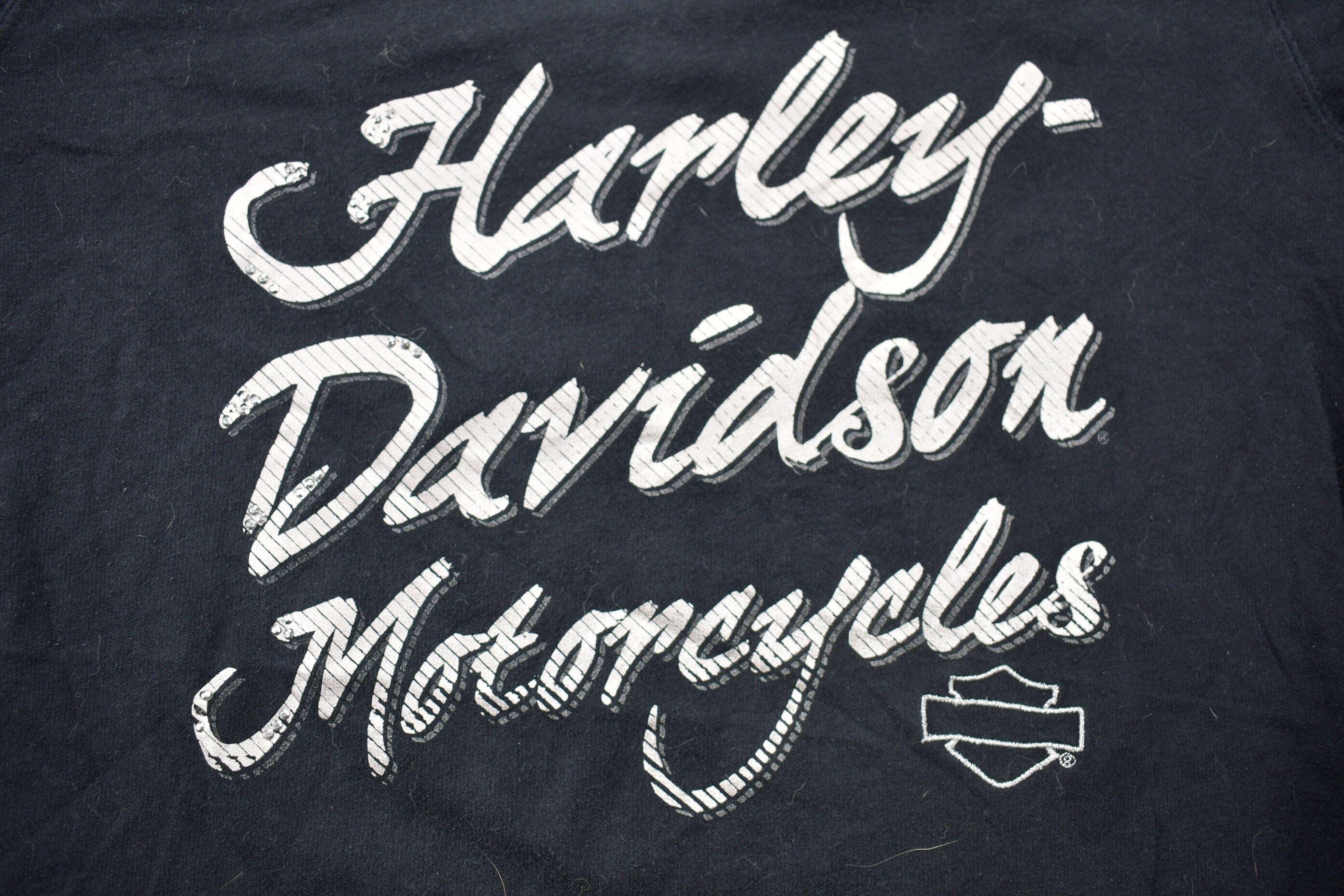 Vintage Y2K Harley Davidson Cedar Rapids Embroidered Womens Long Sleeve Flame Graphic T-Shirt