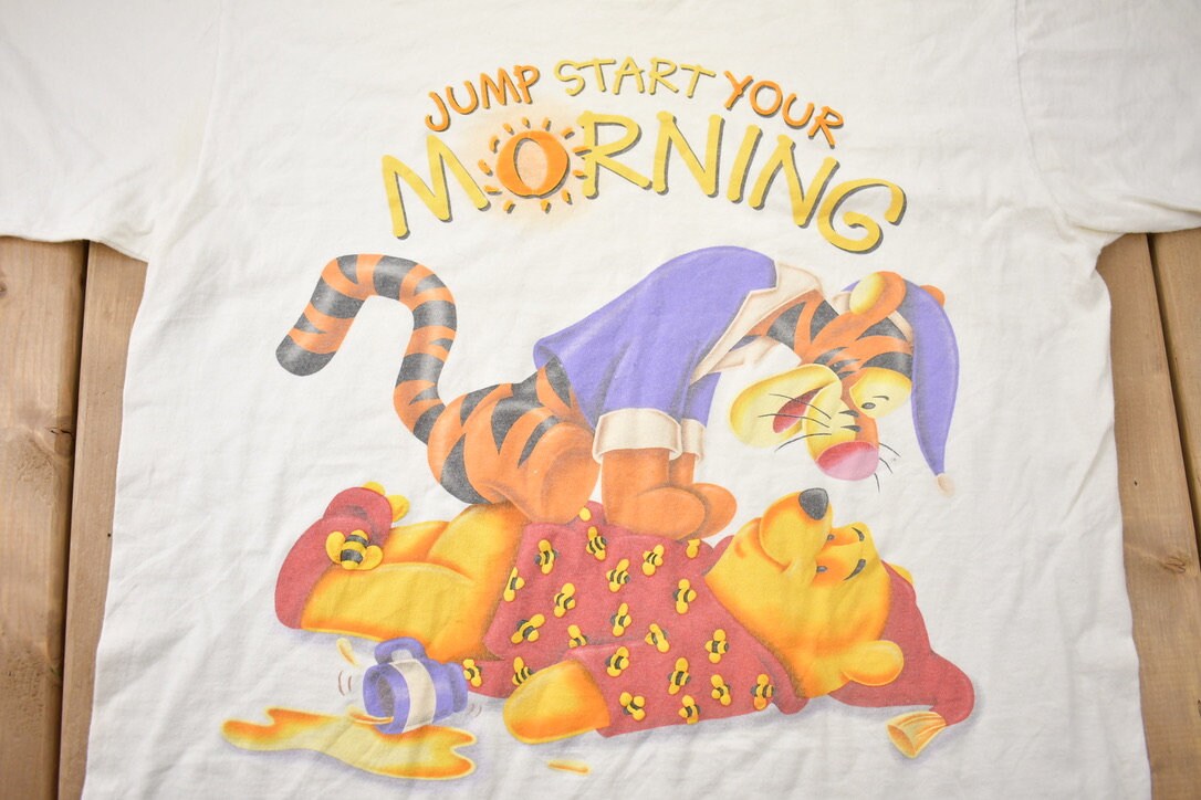 Vintage 1990s Winnie The Pooh Tigger Cartoon Pajama T-Shirt / 90s Graphic Tee / Sleep Wear / Cartoonist / American Streetwear / Lounge Shirt