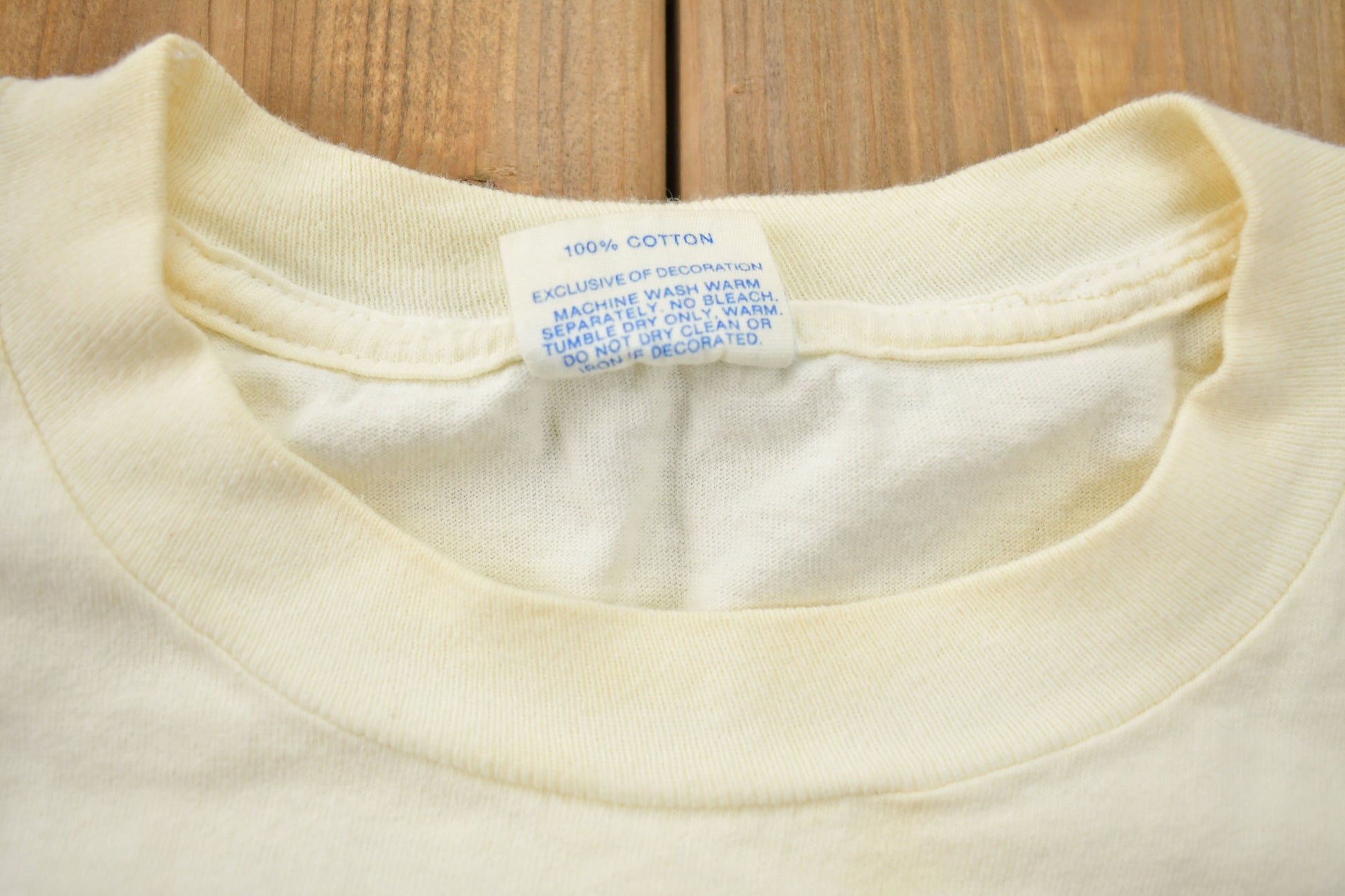 Vintage 1980s Disney MGM Studios Mickey Mouse Graphic T-Shirt