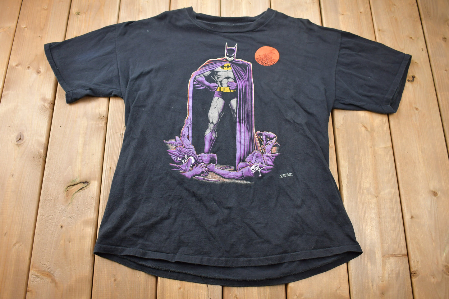 Vintage 1988 Batman DC Comics Graphic T-Shirt / 80s Batman / Streetwear / Single Stitch / DC Comics / Made In USA