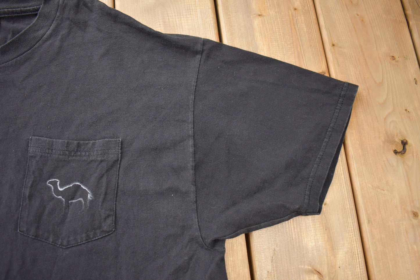 Vintage 1990s Camel Pocket Graphic T-Shirt / Front Pocket / 90s / Streetwear / Retro Style