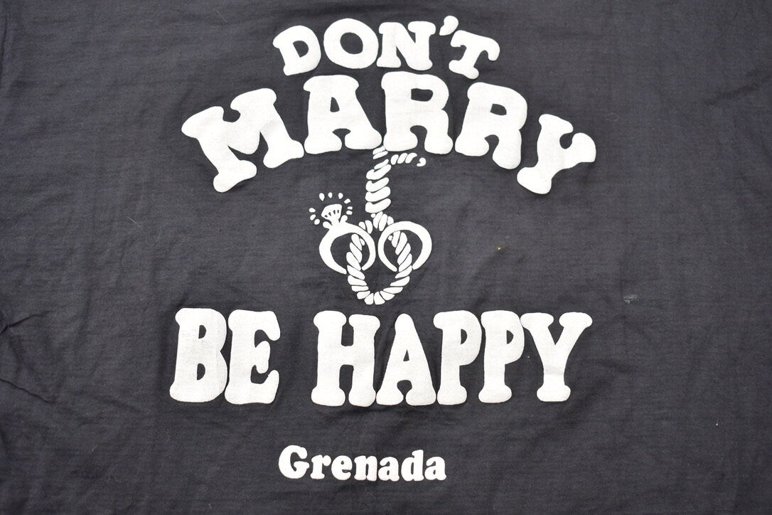 Vintage 1990s Don't Marry Be Happy Grenada T-Shirt / Souvenir T Shirt / Streetwear / Single Stitch / Vacation Tee / Travel & Tourism