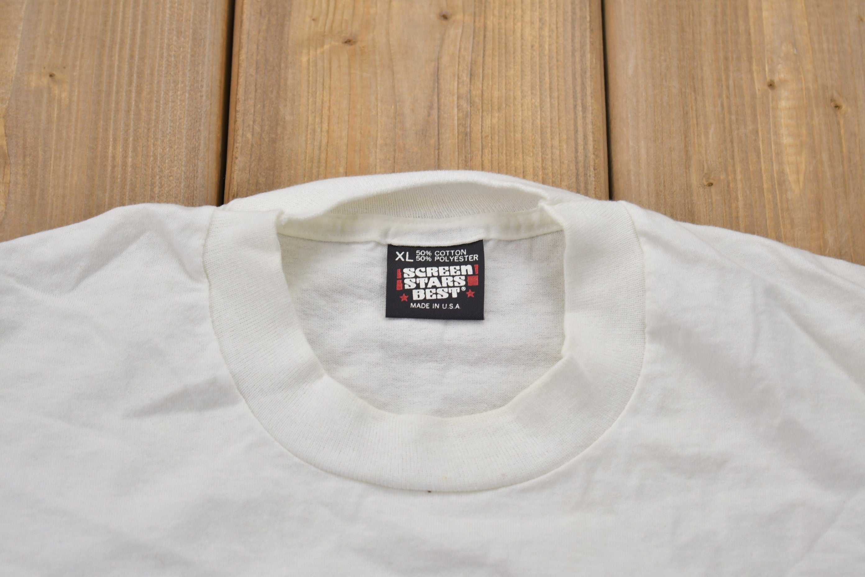 Vintage 1989 Detroit Pistons NBA Eastern Conference Champions Graphic T-Shirt