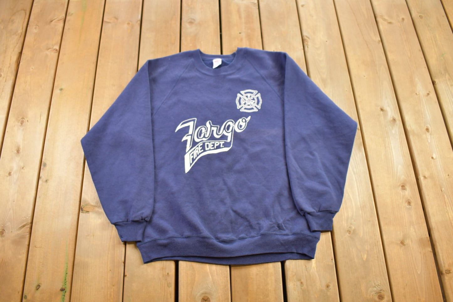 Vintage 1990s Fargo Fire Dept. Crewneck Sweatshirt / 90s Crewneck / Souvenir Sweater / Made in USA / Travel And Vacation