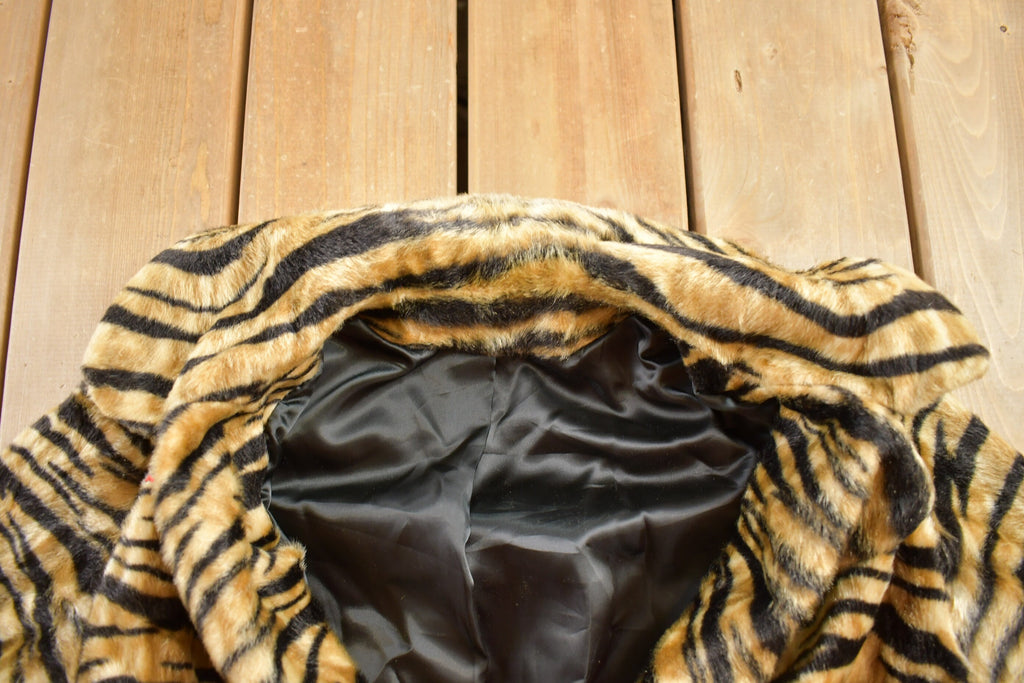 Vintage 1970s Leopard Print Fur Coat