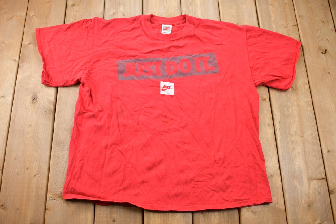 Vintage 1990s Nike Just Do It Grey Tag Graphic T-Shirt