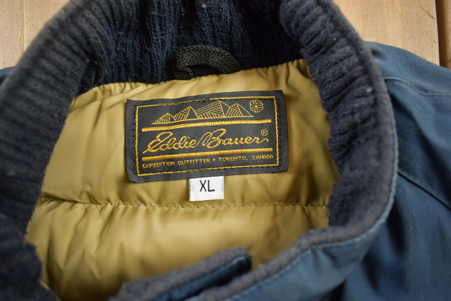 Vintage 1990s Eddie Bauer Puffer Jacket / Goose Down Fill / Vintage Bubble Jacket / Winter / Streetwear