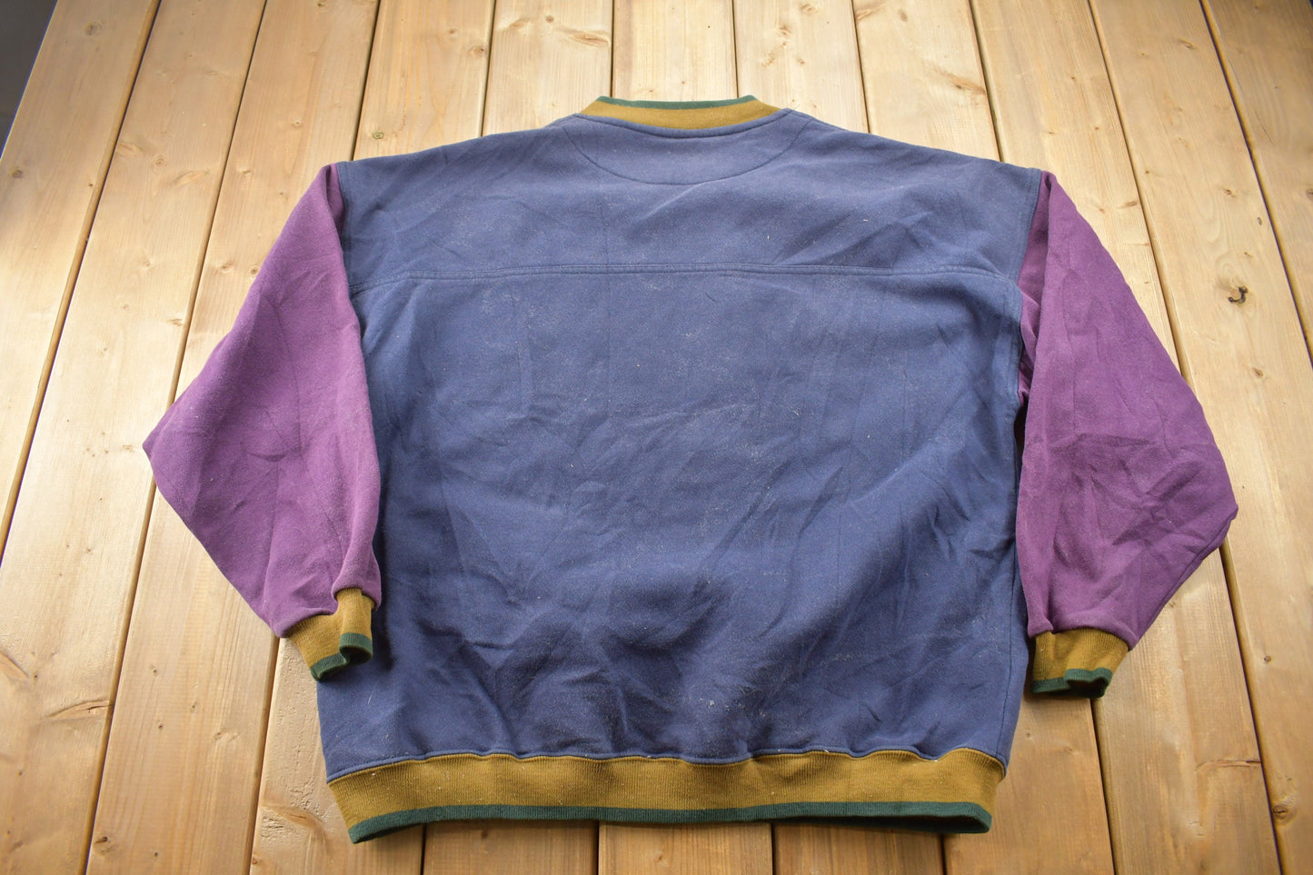 Vintage 1990s Feed World Class Crewneck Sweatshirt / 90s Crewneck / Streetwear