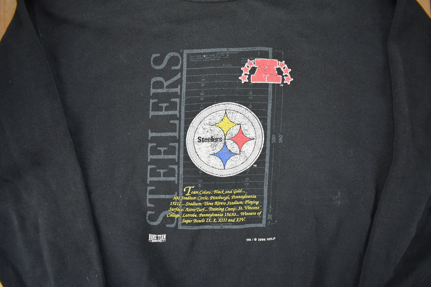 Vintage 1990s NFL Pittsburgh Steelers Crewneck / Made In USA / Football / Sportswear / Americana / Hometeam