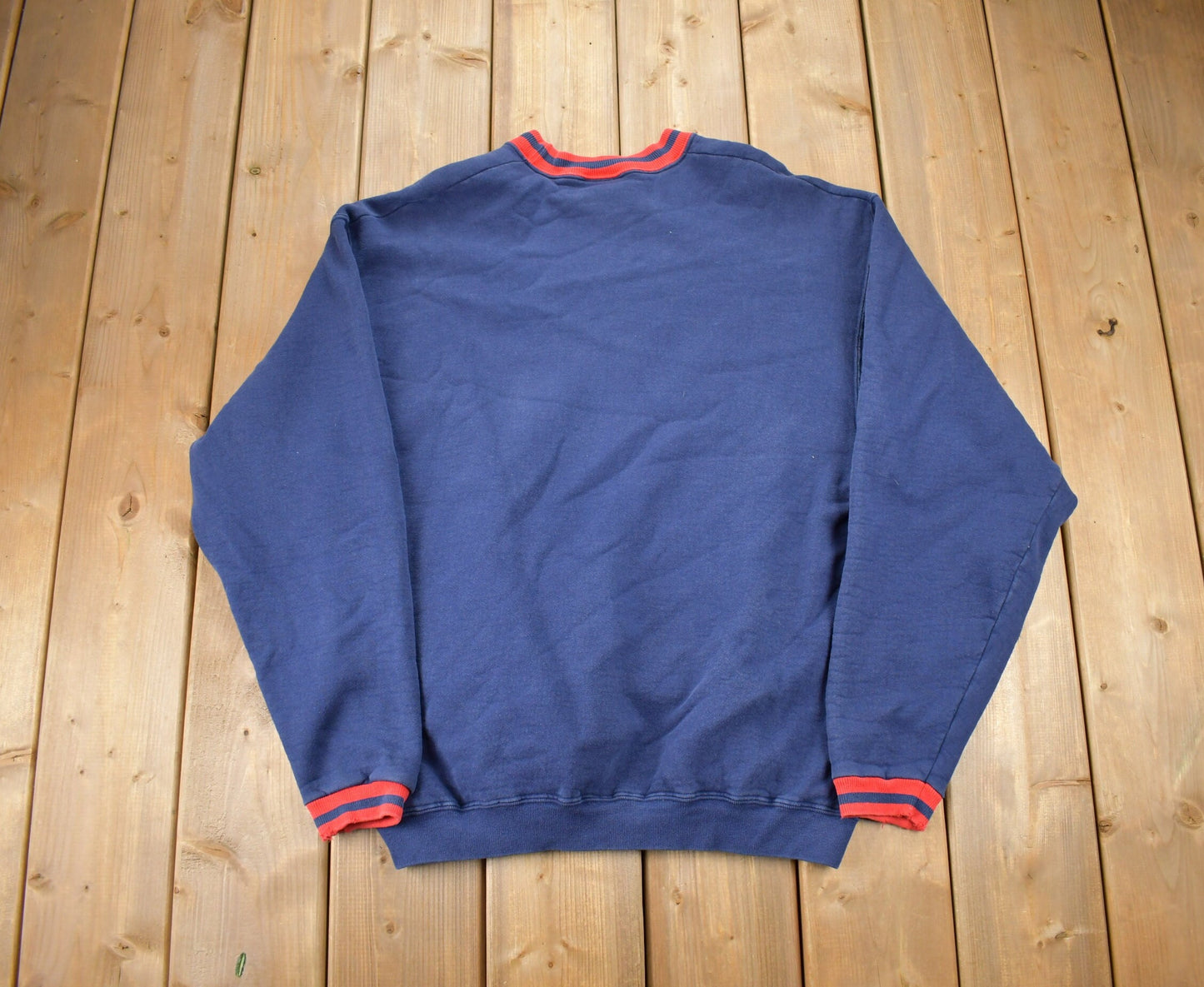 Vintage 1990s NFL New England Patriots Crewneck Sweatshirt / Football / Sportswear / Americana / Pro Player