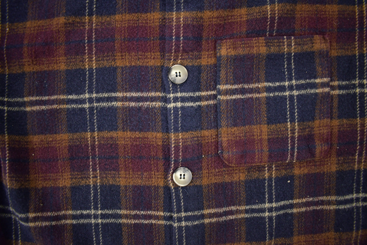 Vintage 1980s Aucoton Flannel  Button Up Shirt / 1980s Button Up / Vintage Flannel / Basic Button Up / Made In Canada